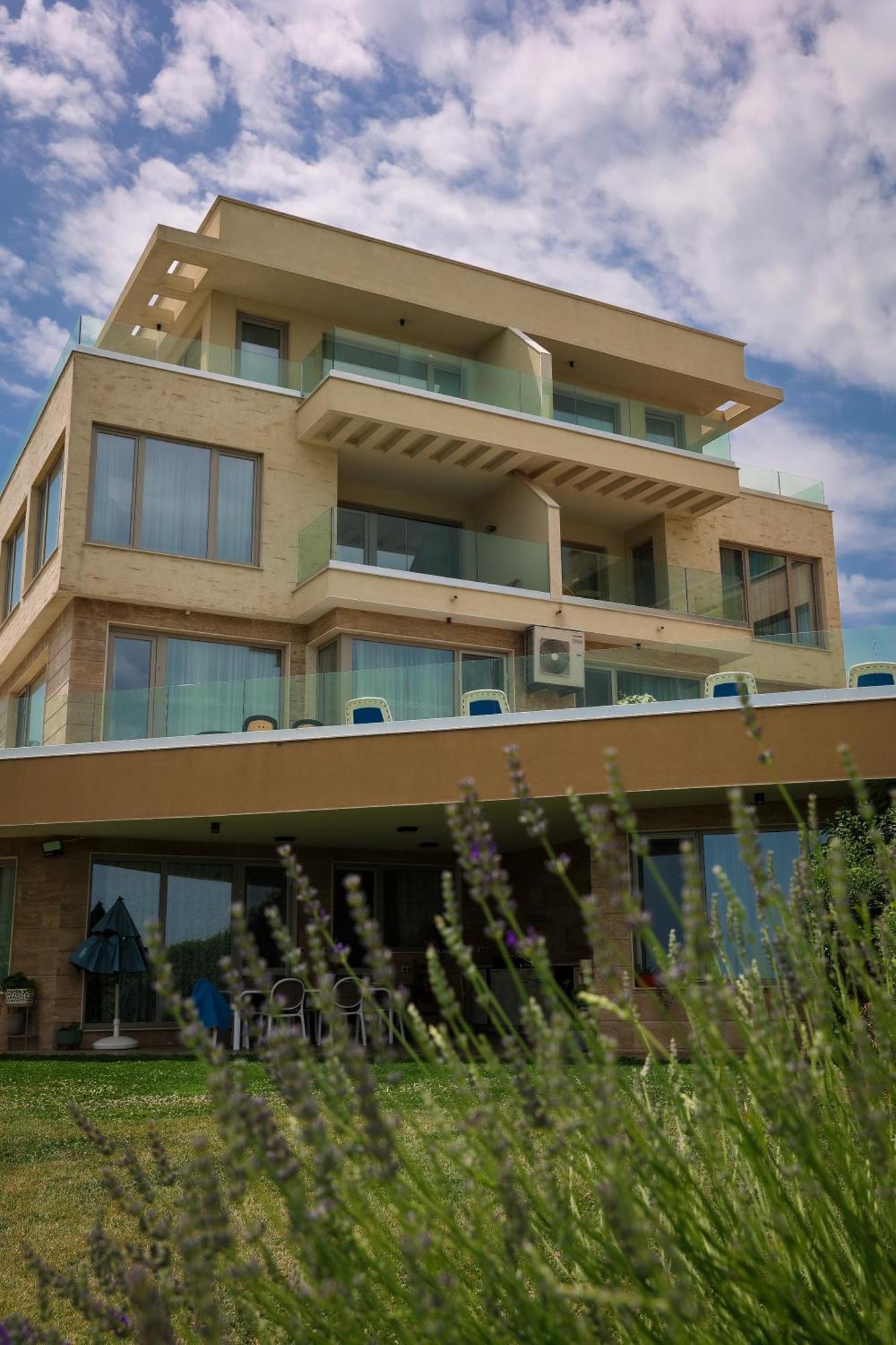 Villa Flora Sozopol Exterior photo